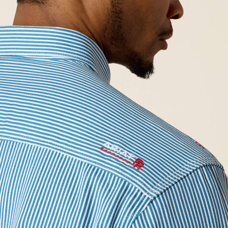 Camisa de trabajo de rayas azules llamativas de Ariat