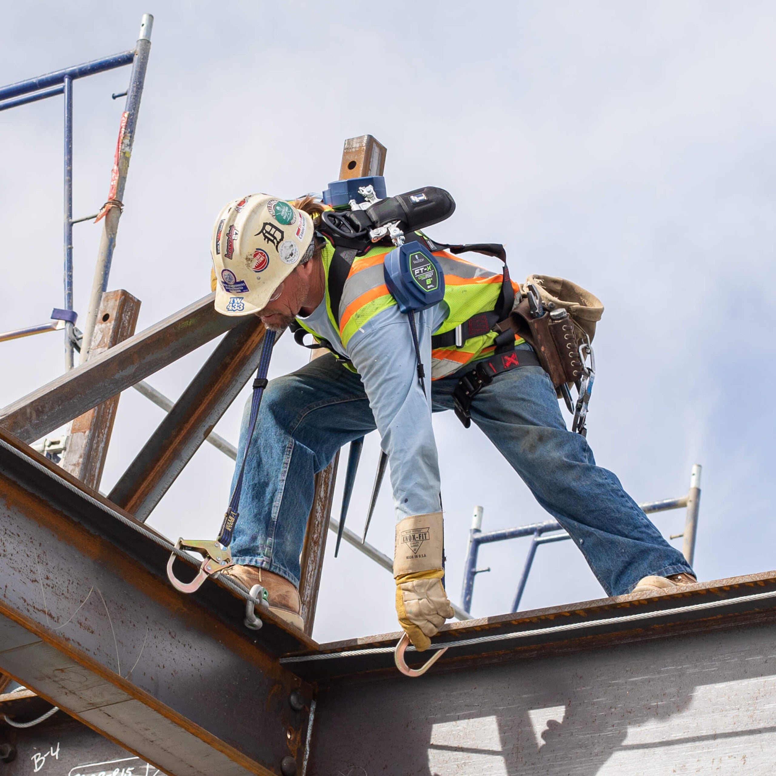 FallTech - 8 FT-X EdgeCore Class 2 Leading Edge Personal SRL Twin-leg with Steel Mini Rebar Hooks - Becker Safety and Supply