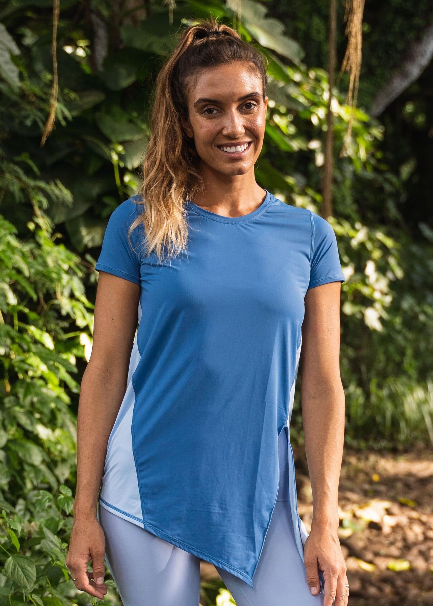Side Split Tie Up Tee
