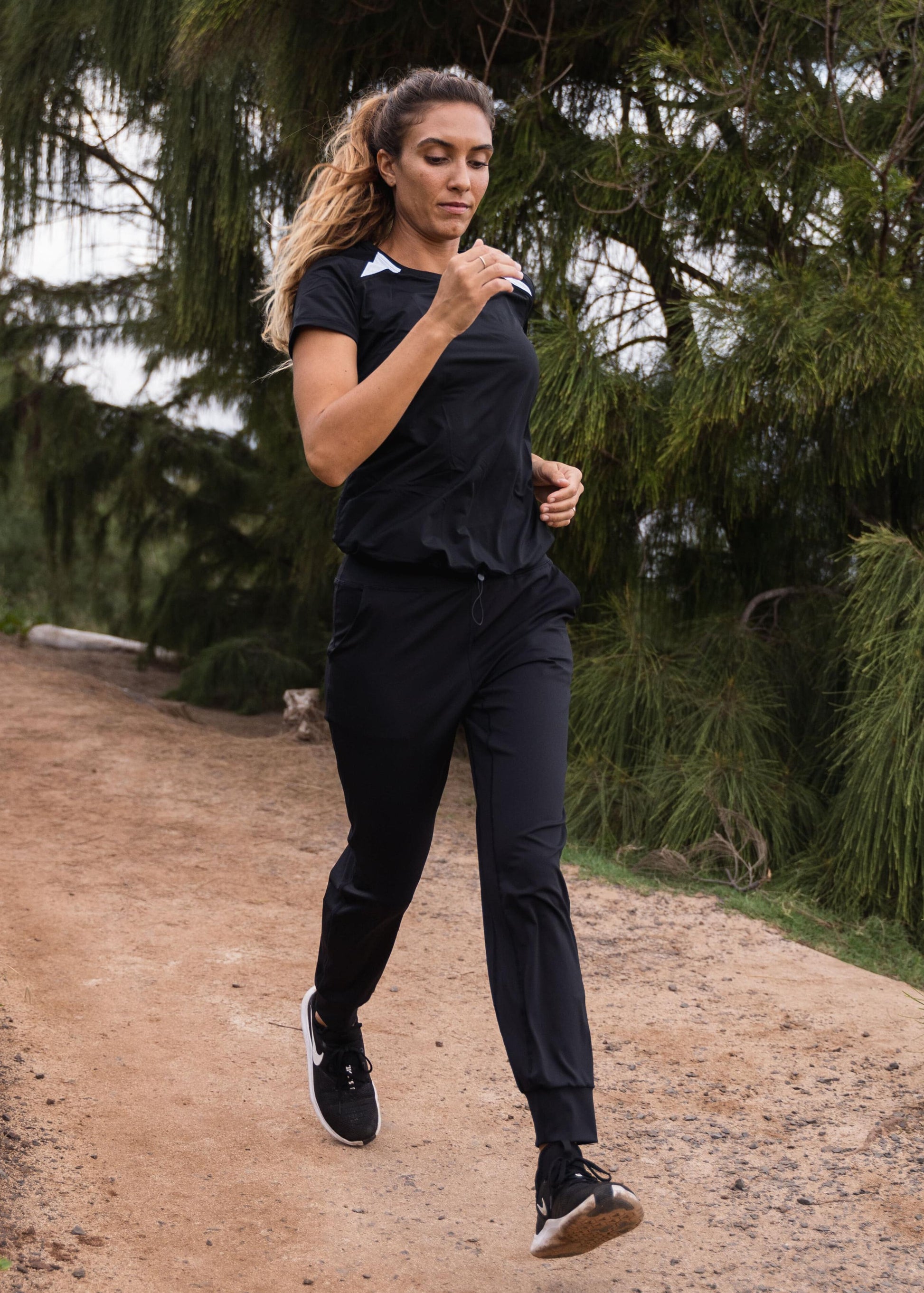 Loose Fit Cinched Tee