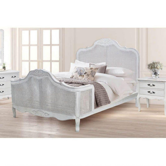 CLARENCE OAK 4 PIECE KING BED, BEDSIDES & DRESSER SET LIGHTLY DISTRESSED WHITE
