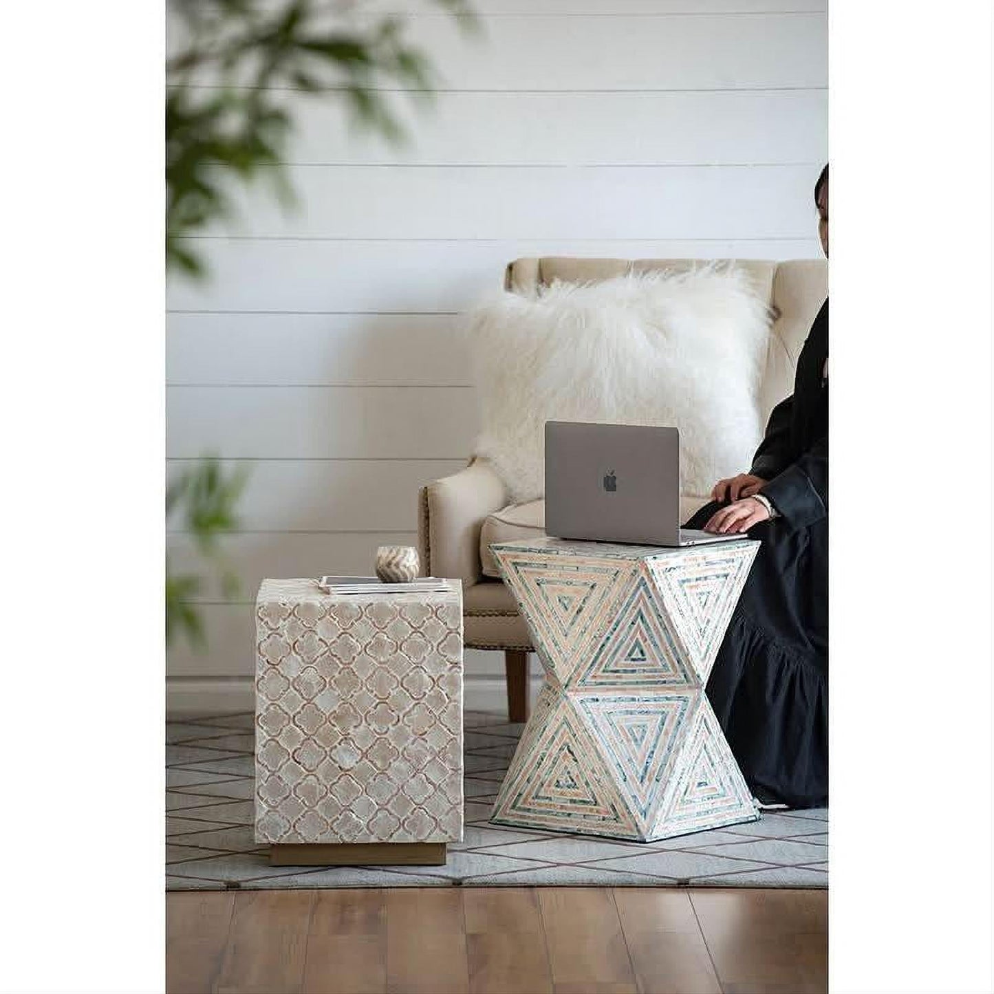 SERENA SQUARE SHELL STOOL/SIDE TABLE/LAMP TABLE/ACCENT TABLE