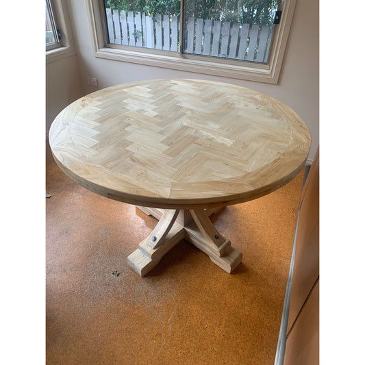 GIBRALTAR HAMPTON STYLE ROUND PARQUETRY/NATURAL DINING TABLE 150CM DIAMETER - MyChocolateWood