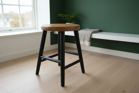 FITAN SOLID OAKSTOOL NATURAL TOP/BLACK LEGS HEIGHT 45CM - MyChocolateWood