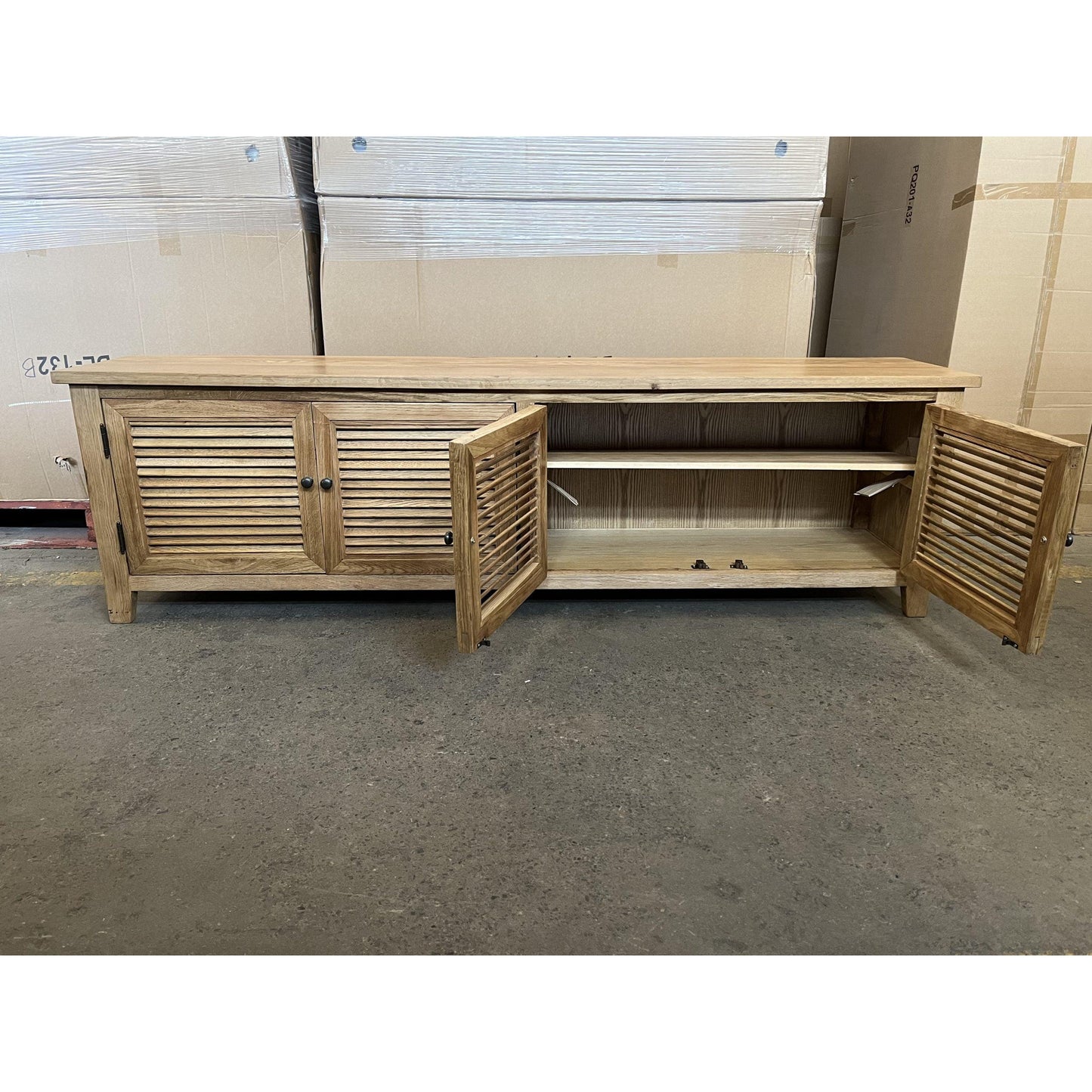 PALM BEACH LOUVRE STYLE TV/ENTERTAINMENT UNIT - 4 DOORS - SOLID OAK NATURAL - MyChocolateWood