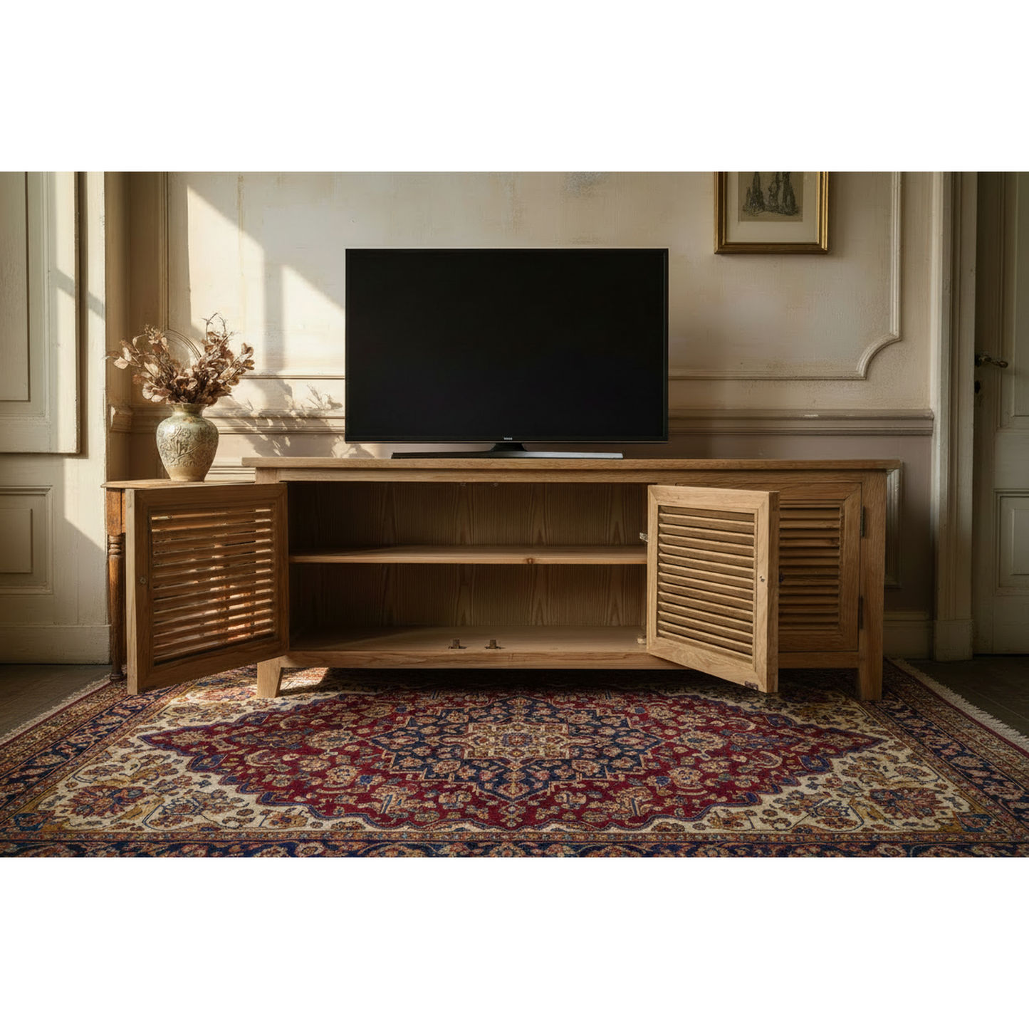 PALM BEACH TV/ENTERTAINMENT UNIT 3 DOORS LOUVRE STYLE IN SOLID OAK