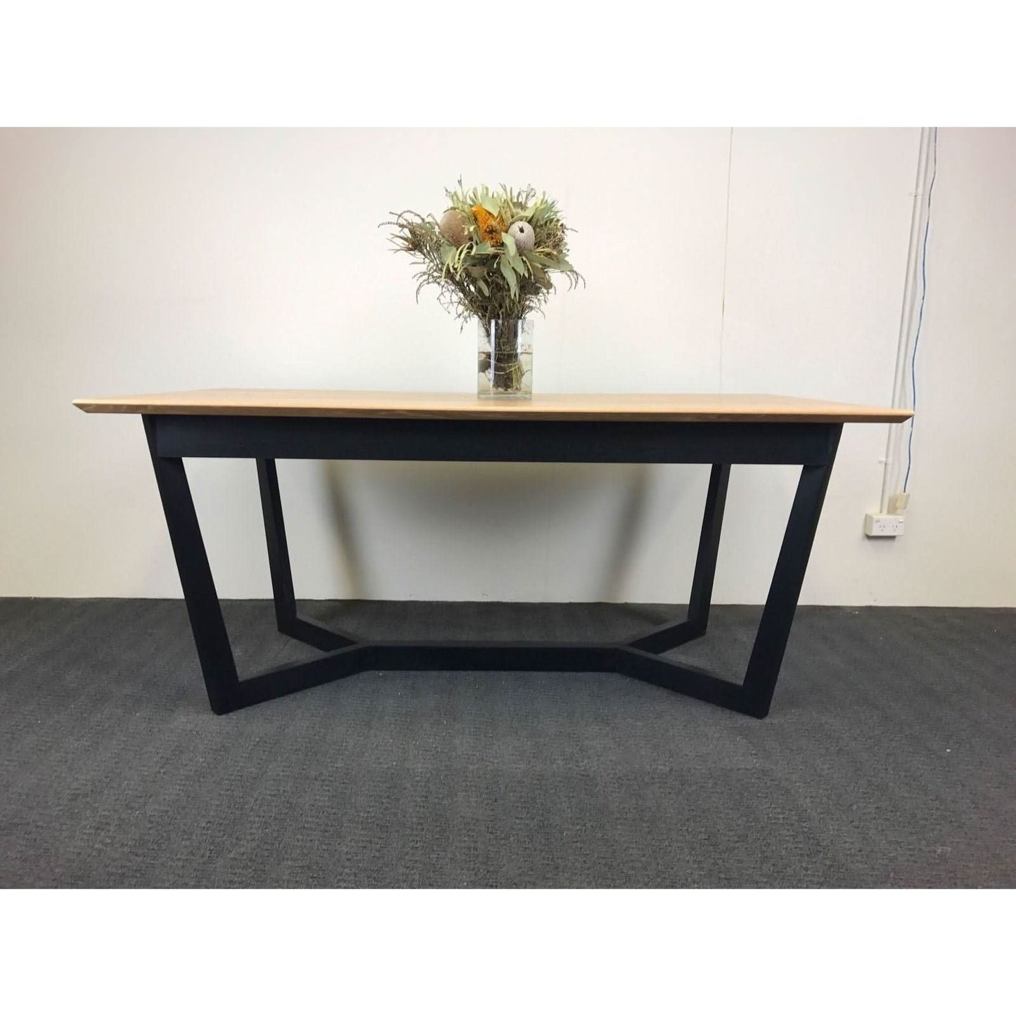 GADAR DINING TABLE - EUROPEAN/AMERICAN SOLID OAK HARDWOOD AUSTRLIAN MADE - MyChocolateWood