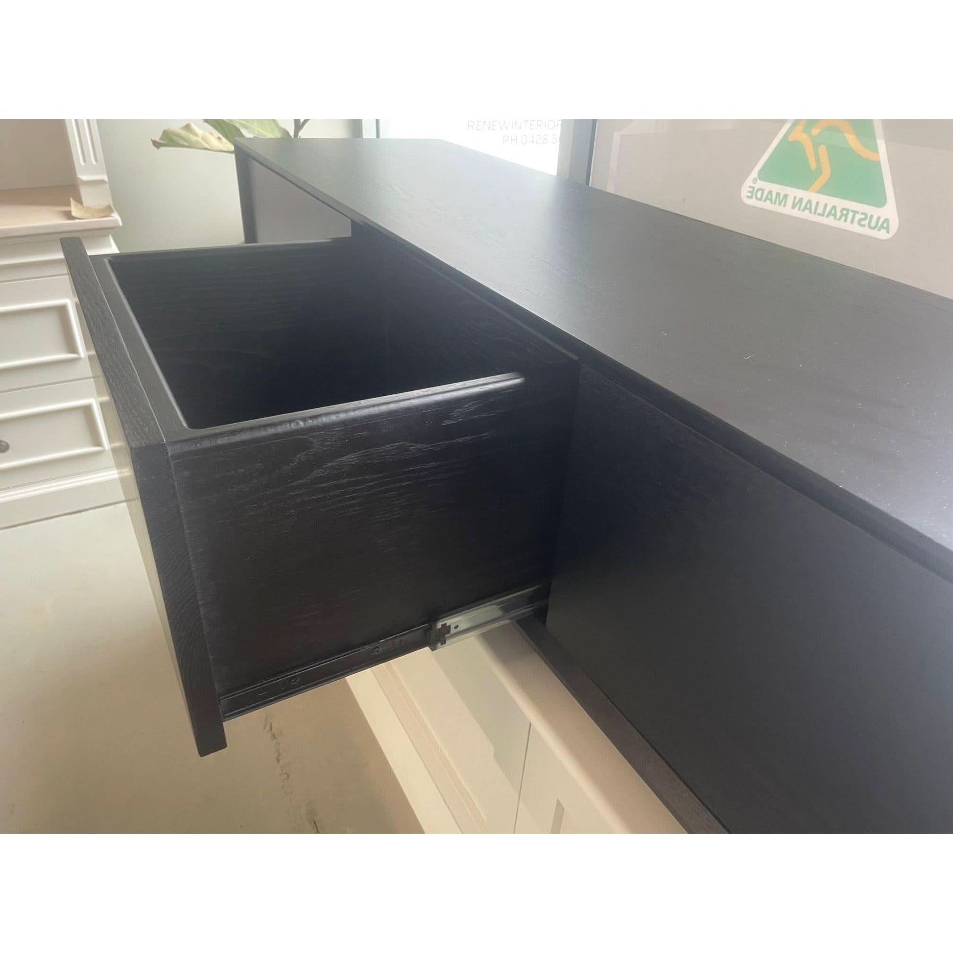 VALERIE 4 DRAWERS PUSH TO OPEN AMERICAN OAK ETU BLACK - MyChocolateWood