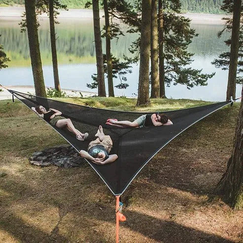 Triangular Mesh Camping Hammock