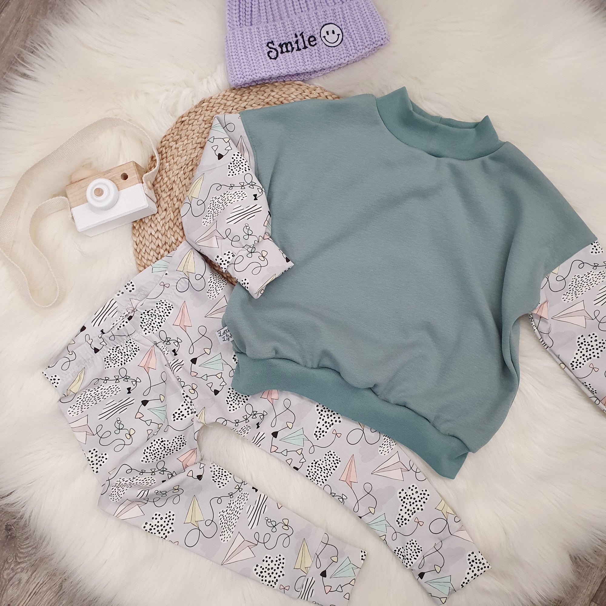 paper plane pring baby leggings