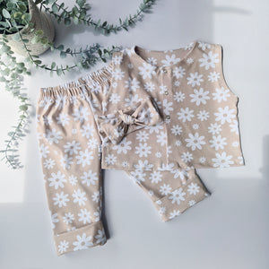 Lottie & Lysh neutral flowers jersey co-ordinates