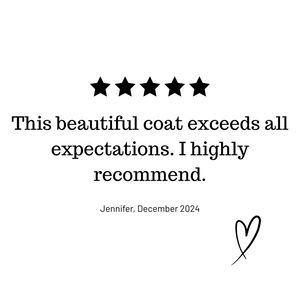Five-star review for a coat with a heart symbol and name 'Jennifer' on a white background