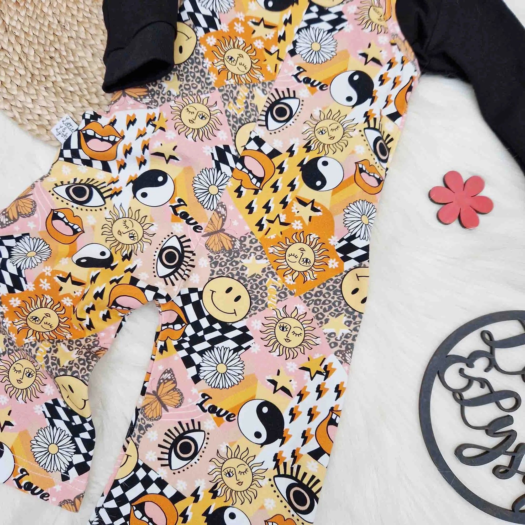 70s kids outfit inspo. Flat lay by Lottie & lysh