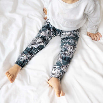 artic owl leggings by lottie & Lysh