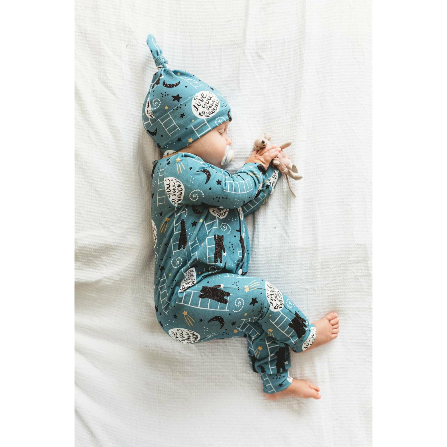 Cute unisex baby romper by Lottie & Lysh