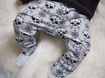 Grey skull alternative baby and toddler leggings