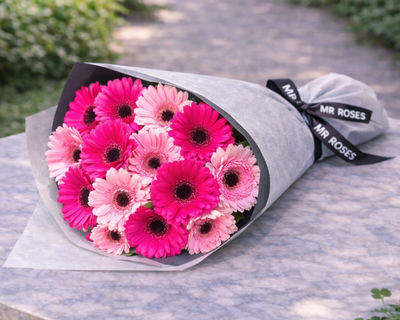 pink shades gerbera bouquet