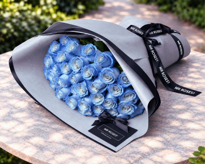 Blue Magnificent Rose Bouquet