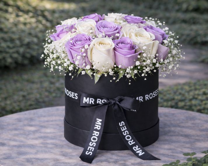 Purple & White Rose Hat Box