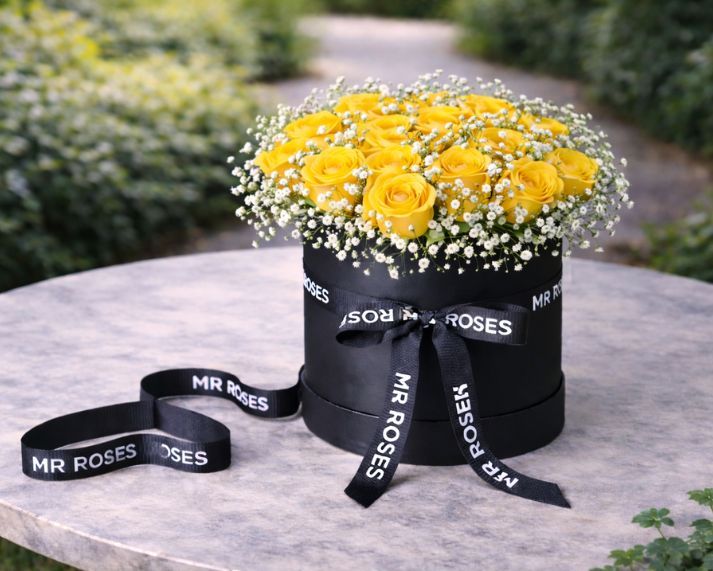 Yellow Rose Hat Box