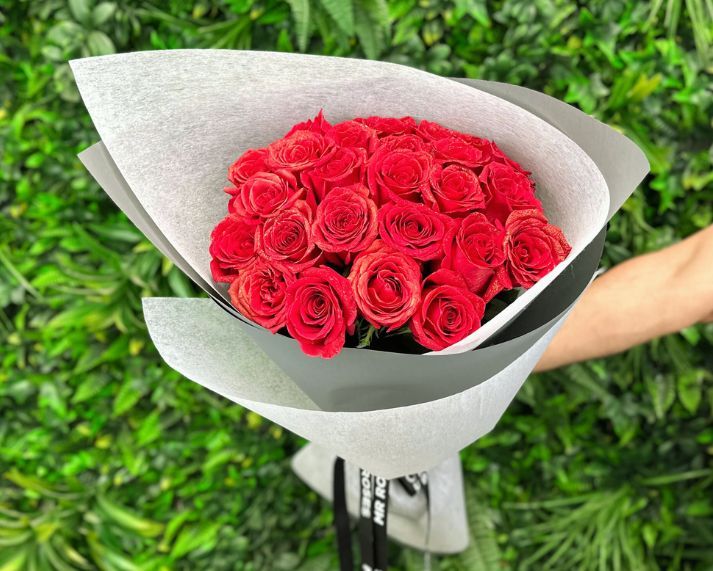 Glitter Red Rose Bouquet