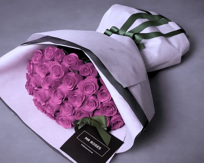 purple roses bouquet