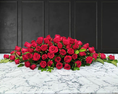 red rose table centerpiece 