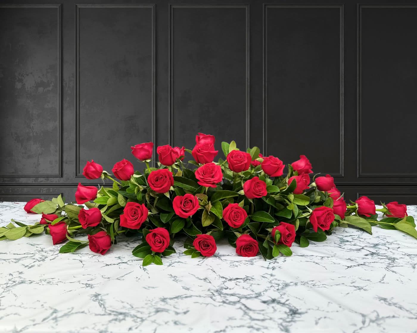 Red Rose Centrepiece