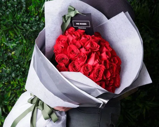 Magnificent Red Rose Bouquet $149 ($159) + more up to 21% off Mr Roses deals