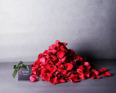 red rose petals for delivery