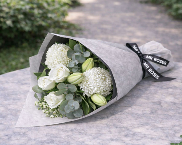 Snow White flower bouquet