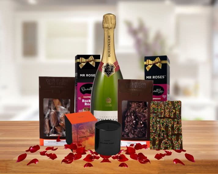 Mr Roses Happy Birthday Luxury Hamper