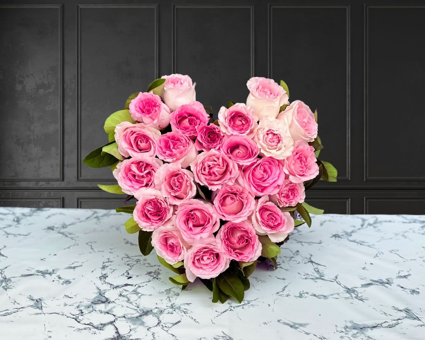 Pink Roses Love Heart