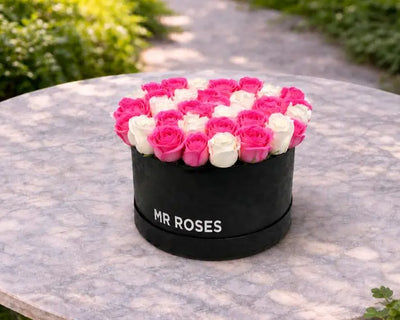 Pink & White Rose Hat Box