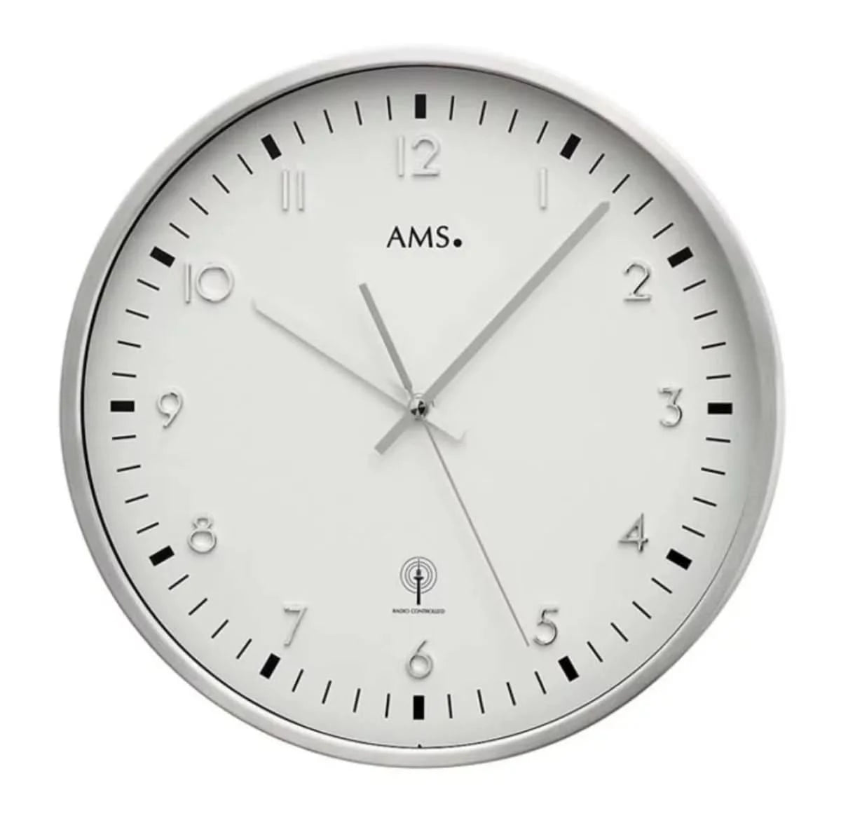 AMS Wanduhr 33x33x5 cm Aluminium • Funkgesteuert • Modernes Design