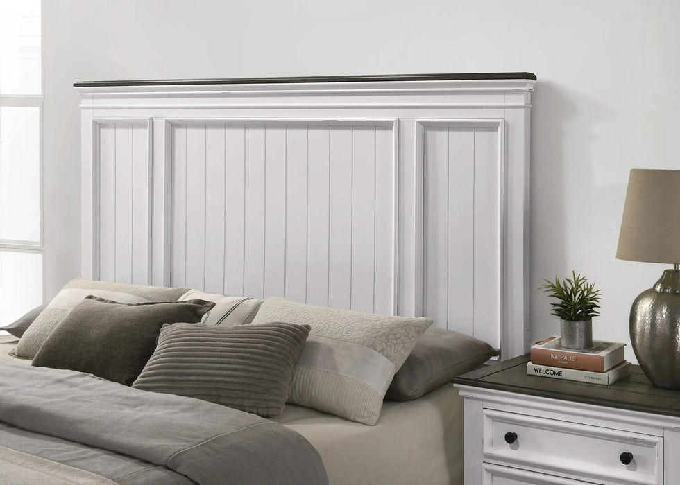 Clelane Wood Bedroom Set with Shiplap Panel King Bed, Dresser, Mirror, and two Nightstands Default -DTYStore