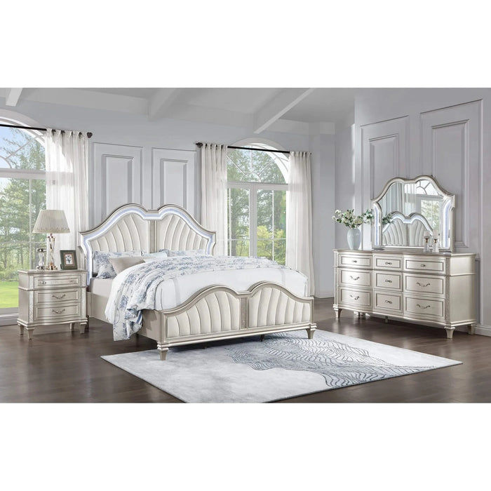 Evangeline Silver Oak 4-piece Eastern King Bedroom Set Default -DTYStore