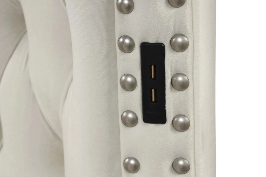 HAZEL Modern Style Queen 4PC Vanity Bedroom Set with USB Ports & Made with Wood in Cream(CA INVENTORY) Default -DTYStore