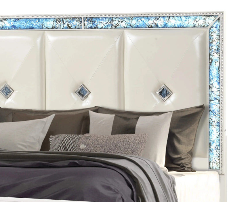 Laguna Modern Style 5 Pc Queen Upholstered Bedroom Set Made with Wood and Crystal Accents in White Default -DTYStore
