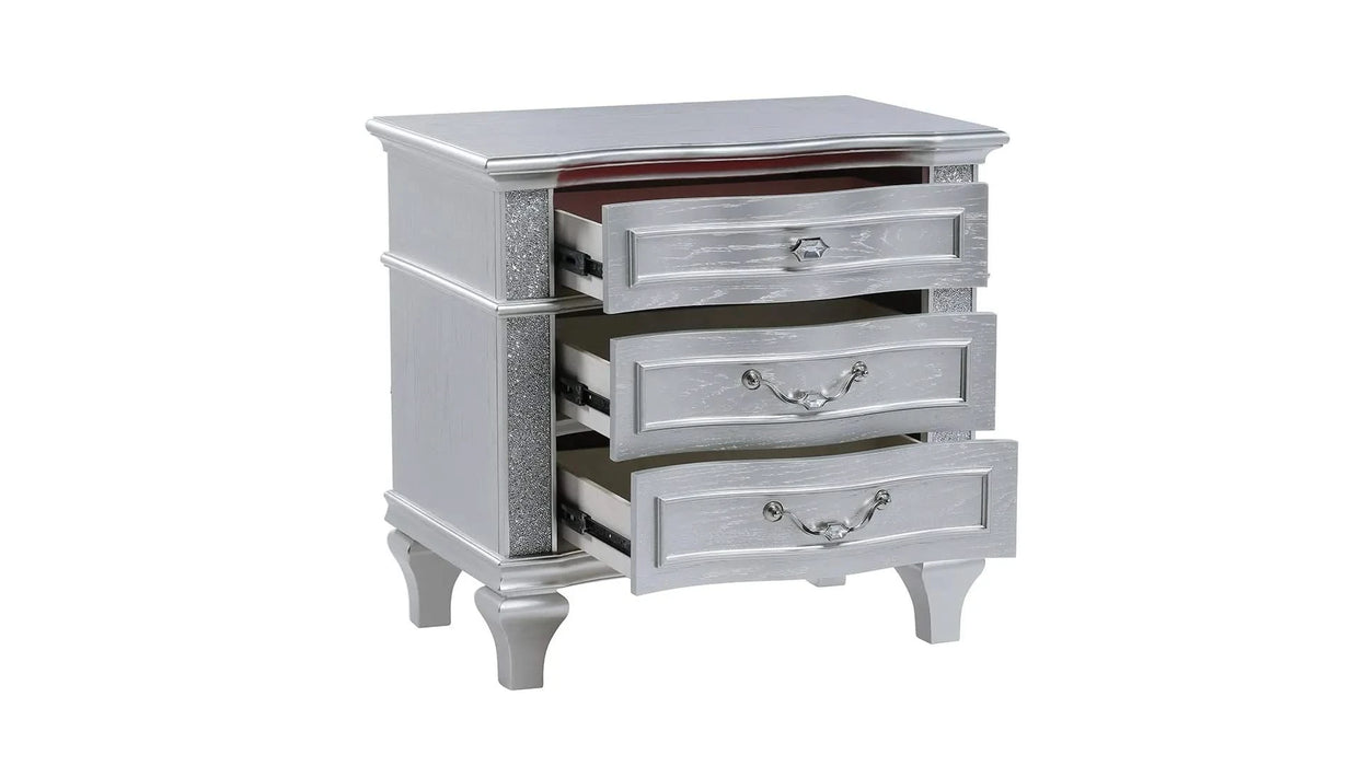 Mystic Contemporary Style Upholstered LED headboard Queen 5PC Bedroom Set made with Wood in Silver Default -DTYStore