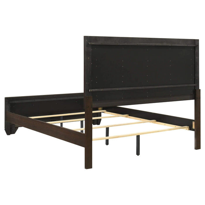 Oatfield Dark Cocoa 4-piece Queen Bedroom Set Default -DTYStore