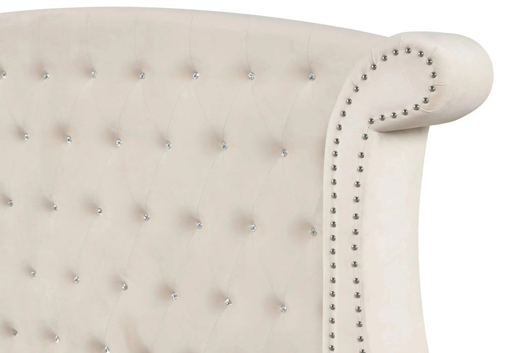 SOPHIA Crystal Tufted Full 5 Pc Bed Made with Wood in Cream Default -DTYStore