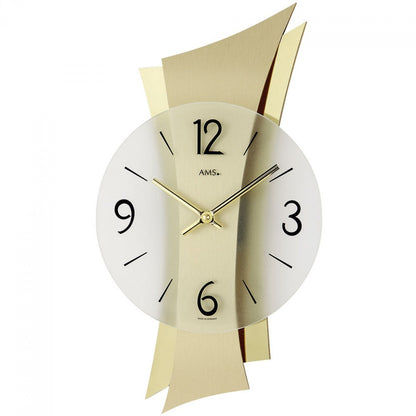 Horloge murale avec cadran rond, chiffres romains et éléments dorés