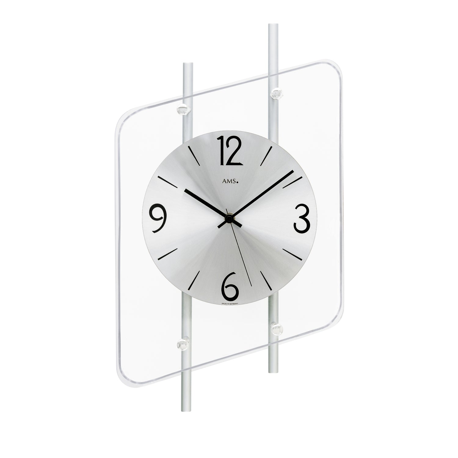 Horloge murale avec cadre rectangulaire et cadran rond, aiguilles et chiffres noirs
