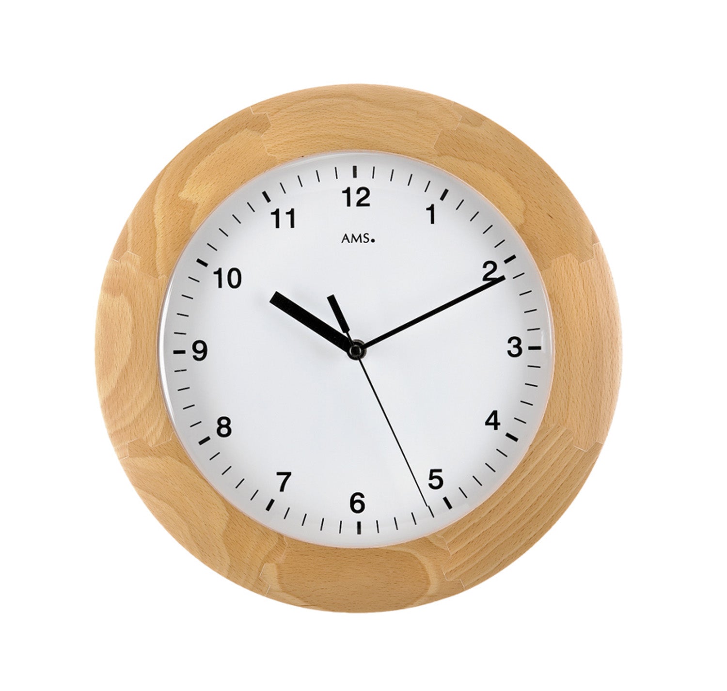 Horloge murale avec cadre en bois clair, cadran blanc et aiguilles noires, verre minéral bombé