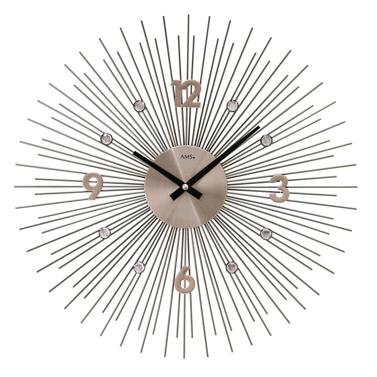 Horloge murale avec cadran anthracite, rayons argentés et chiffres métalliques
