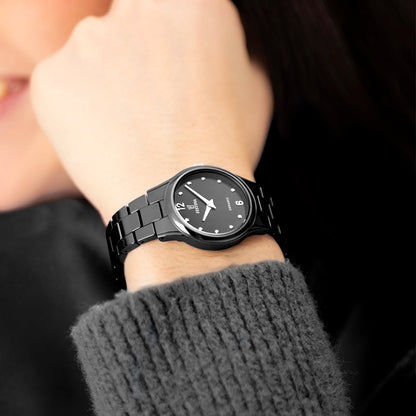 Festina Damenuhr am Handgelenk, schwarzes Keramikarmband und schwarzes Zifferblatt