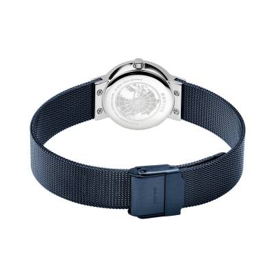 Bering Classic Damenuhr Rückseite mit Milanaise-Armband und Schließe