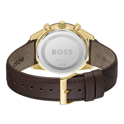 Armbanduhr-Ansicht von hinten: braunes Lederarmband und goldenes Gehäuse mit eingeprägter BOSS-Marke