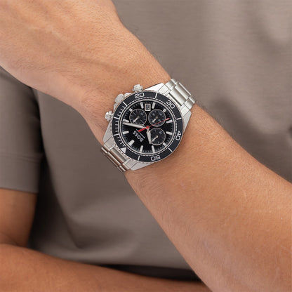 Herrenarmbanduhr BOSS mit Edelstahlband, schwarzem Zifferblatt und Chronographenanzeigen
